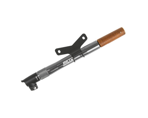 Насос 5-470361 алюминиевый фрезерованный 82г 257мм универсальная головка с колпачком 8бар/120PSI деревянная Т-ручка черное BETO