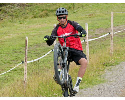 Шлем 8-9001490 спортитный CREEK HST 161 17 отверстий, ABS HARD SHELL/EPS матовый-оранж.-черный 54-57см AUTHOR