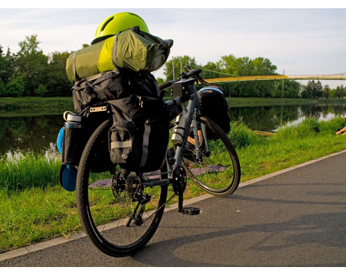 Сумка 8-15000025 ″штаны″ на багажник Tourer ″3в1″с плечевым ремнем V=40л водонепроницаемая черная AUTHOR