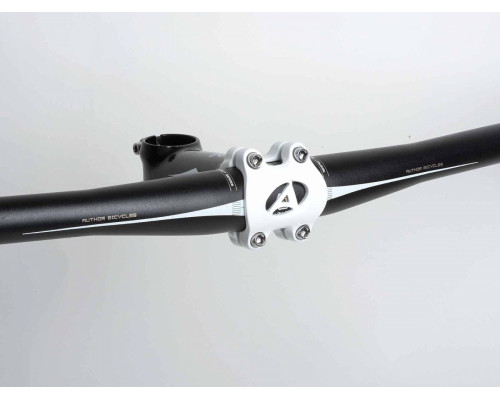 Руль 8-32653350 МТВ алюминиевый XC 22,2/31,8х680х0мм облегченный двойнной баттинг прямой 9` 265г черный AUTHOR